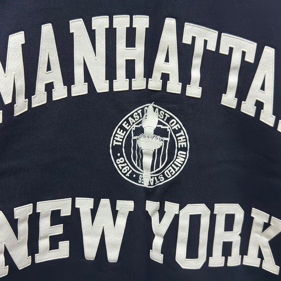 329 ZARA | EUC $98 Morocco Manhattan New York Navy Graphic Sweatshirt (Size S) - Picture 10 of 13